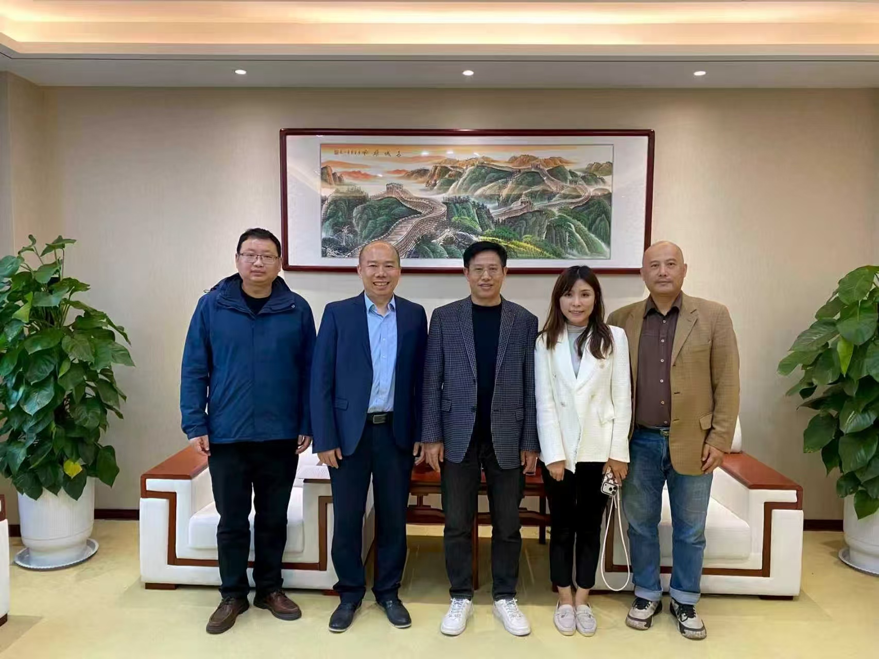 f97052116e35548b366e007e853b451d.jpg f97052116e35548b366e007e853b451d.jpg