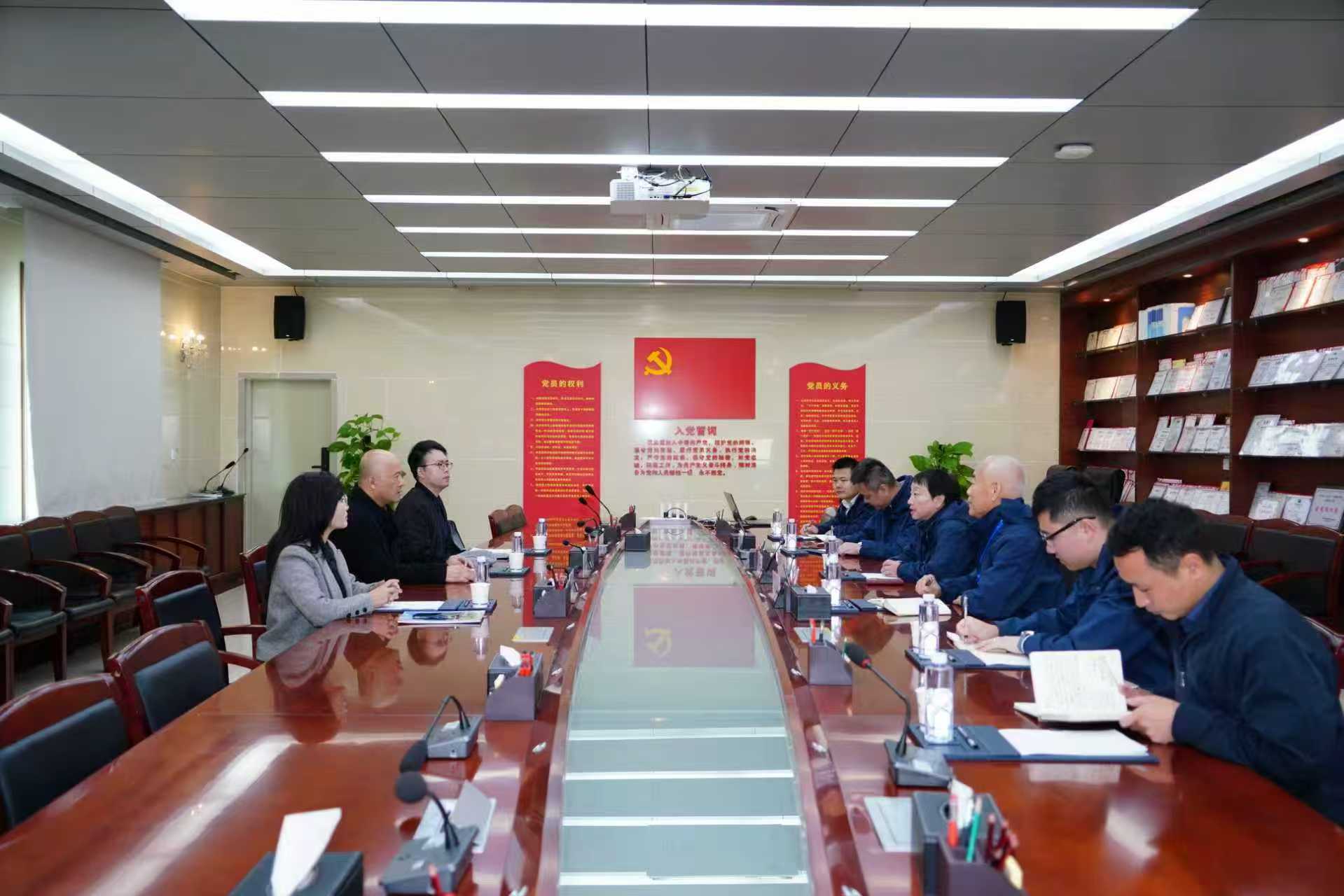 訪問深圳攜創高級技工學校 深化兩地職業教育合作